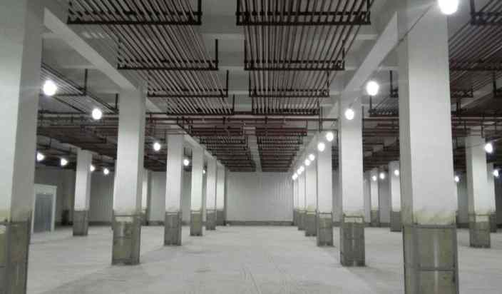 建900平米超市冷庫價格一般多少錢